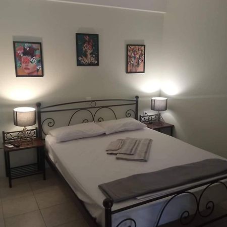 Vasilis Travlos Apartment Poros  Ngoại thất bức ảnh